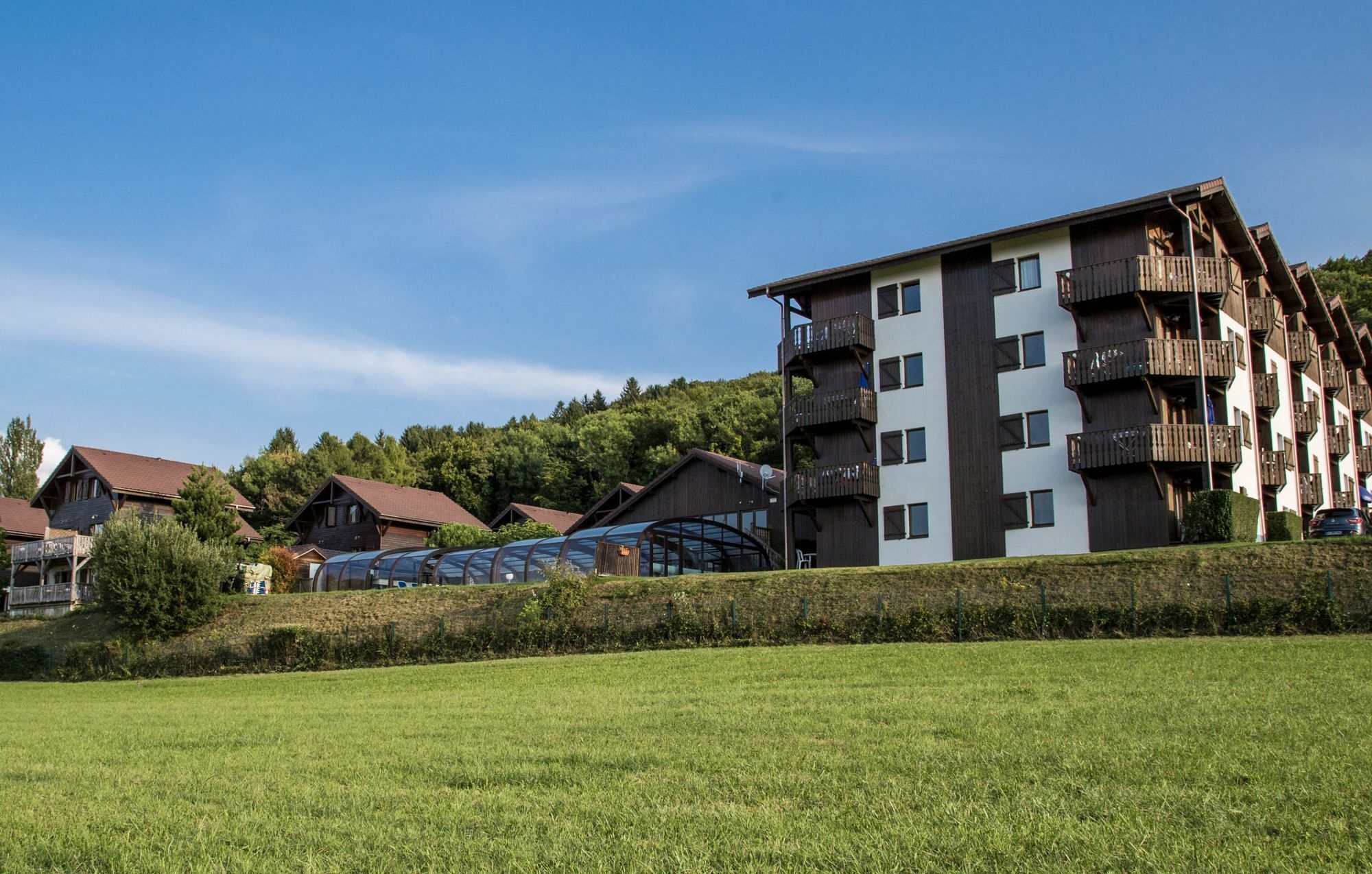 Residence Odalys Les Chalets D'Evian Ngoại thất bức ảnh