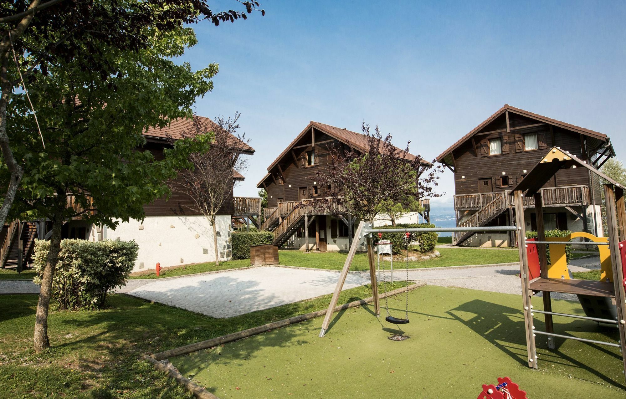 Residence Odalys Les Chalets D'Evian Ngoại thất bức ảnh